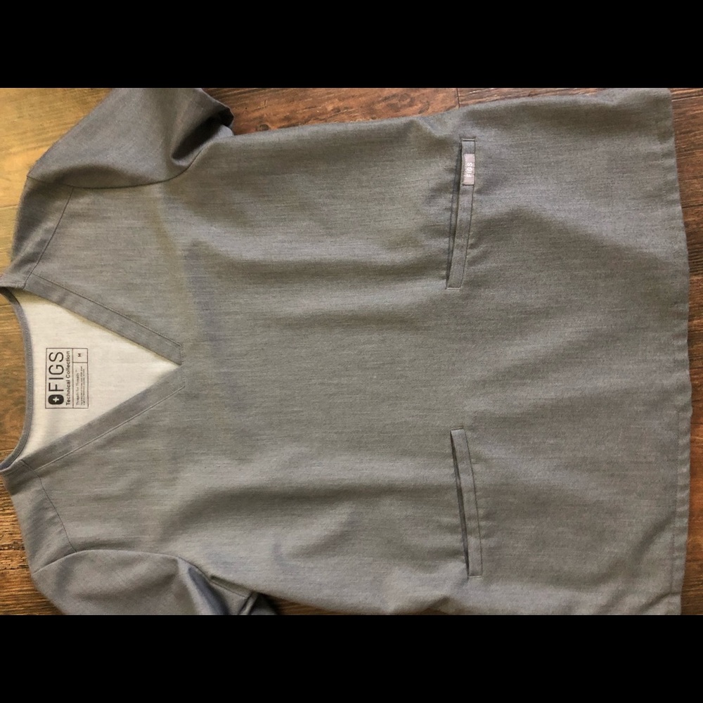 Figs Charcoal gray scrub set